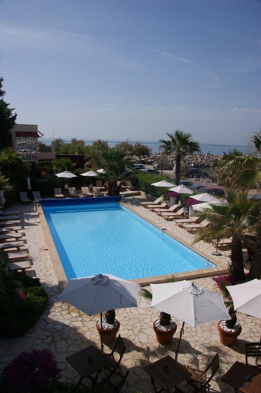 Hotel Azur Bord De Mer La Grande-Motte Exterior photo